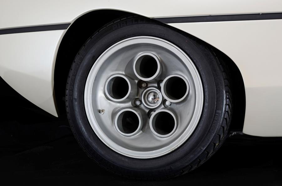  Lamborghini Bravo P300 1974 года  (фото 2 из 14)